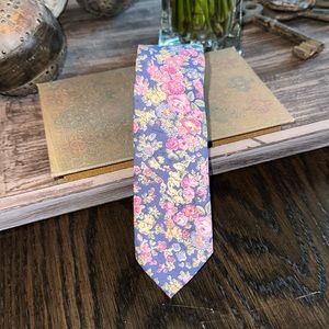EXPRESS multi- color floral Skinny Tie